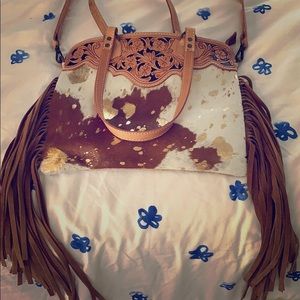 Cross body bag cow hide